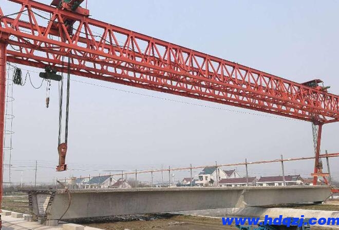 通用門式起重機