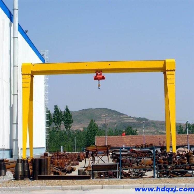 10噸歐式單梁門式起重機(jī) 10噸歐式單梁門式起重機(jī)