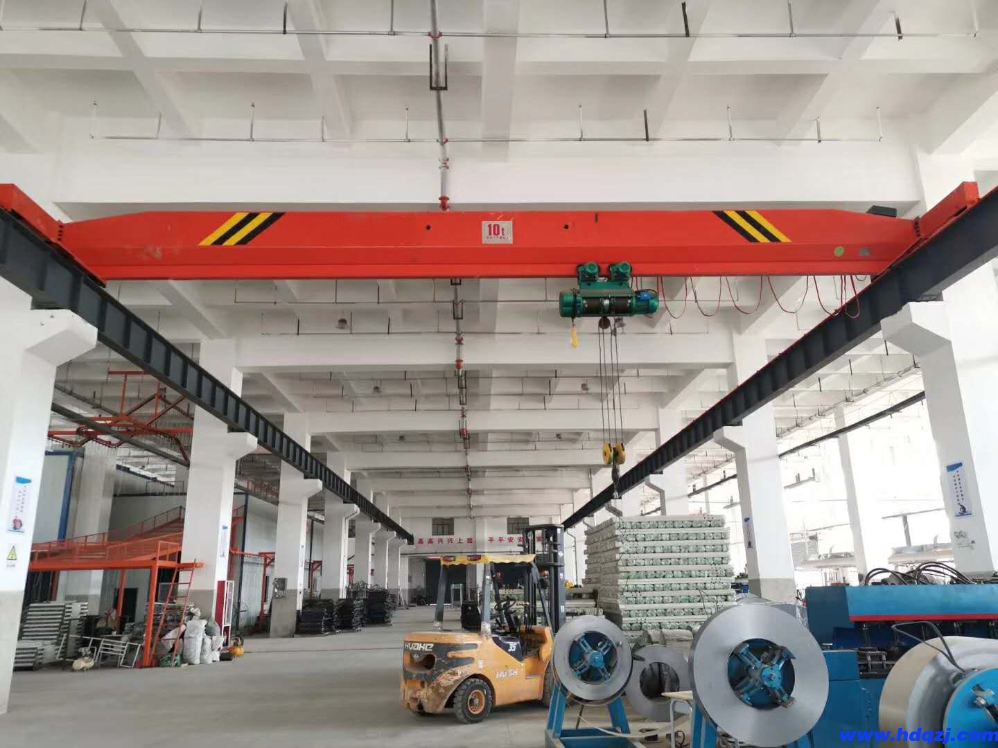 行吊在建筑領(lǐng)域中有哪些重要作用? 行吊在建筑領(lǐng)域中有哪些重要作用?